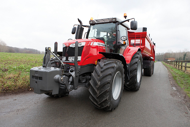 MASSEY FERGUSON 6615 Dyna 6